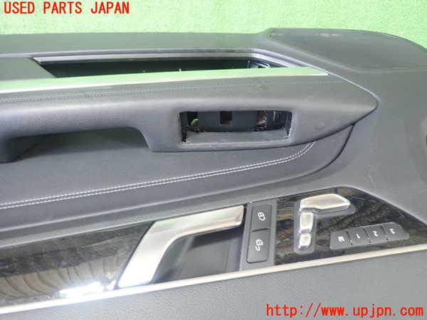 1UPJ-9239101234]ベンツ E250 クーペ C207(207336)右ドア内張り 中古_2