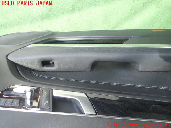 1UPJ-9239101264]ベンツ E250 クーペ C207(207336)左ドア内張り 中古_2