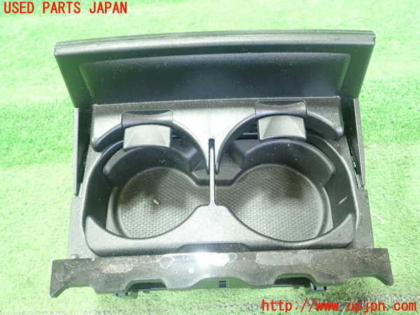 1UPJ-9239107810]ベンツ E250 クーペ C207(207336)ドリンクホルダー 中古_2