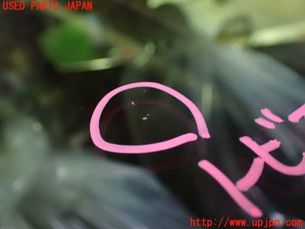 1UPJ-9239111195]ボルボ・V40(MB4164T)フロントガラス 中古 AGC M52 43R-00138_2