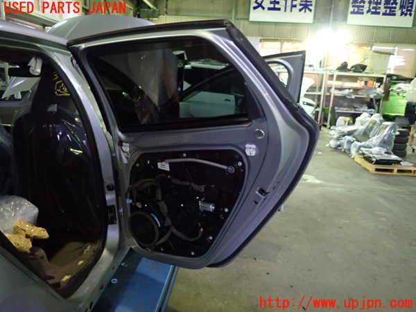 1UPJ-9239111290]ボルボ・V40(MB4164T)右後ドア 中古 AGC M189 43R-00048_4