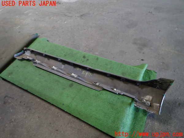 1UPJ-9239111390]ボルボ・V40(MB4164T)右サイドステップ 中古_5