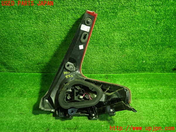 1UPJ-9239111536]ボルボ・V40(MB4164T)左テールランプ 中古_4