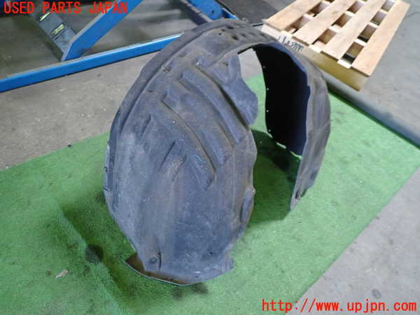 1UPJ-9239111092]ボルボ・V40(MB4164T)左前フェンダーライナー 中古_3