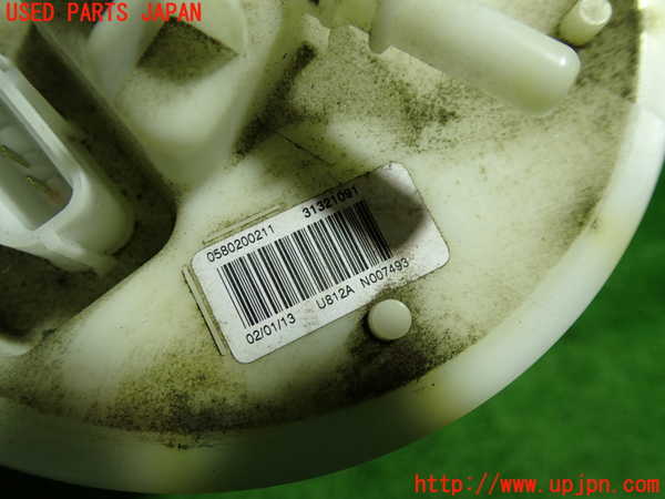 1UPJ-9239112510]ボルボ・V40(MB4164T)燃料ポンプ 中古_2