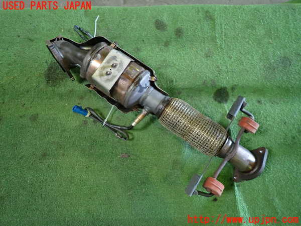 1UPJ-9239112661]ボルボ・V40(MB4164T)触媒1 中古_3