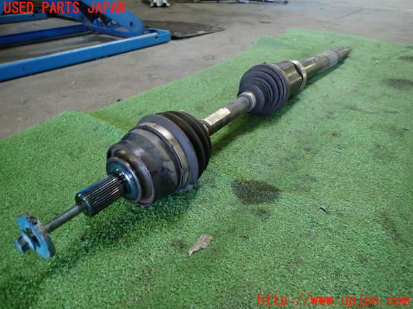1UPJ-9239114010]ボルボ・V40(MB4164T)右フロントドライブシャフト 中古_3