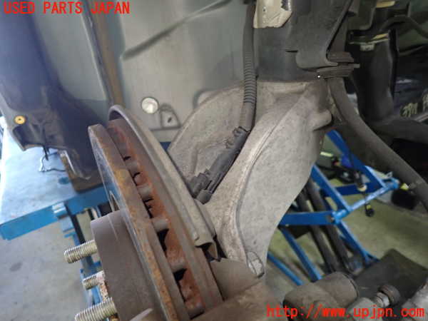 1UPJ-9239114290]ボルボ・V40(MB4164T)右フロントナックルハブ 中古_2