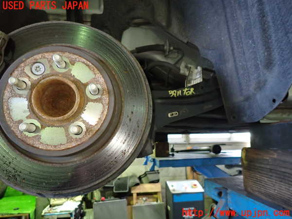 1UPJ-9239114300]ボルボ・V40(MB4164T)右リアナックルハブ 中古_3