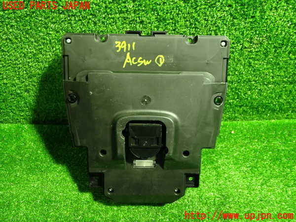 1UPJ-9239116066]ボルボ・V40(MB4164T)エアコンスイッチ1 中古_2