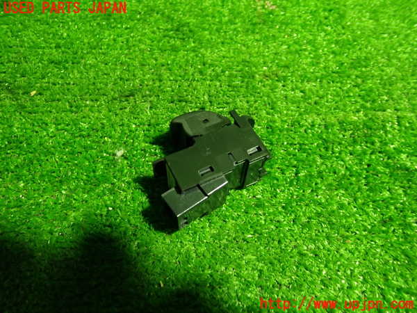 1UPJ-9239116245]ボルボ・V40(MB4164T)左前パワーウィンドウスイッチ 中古_2