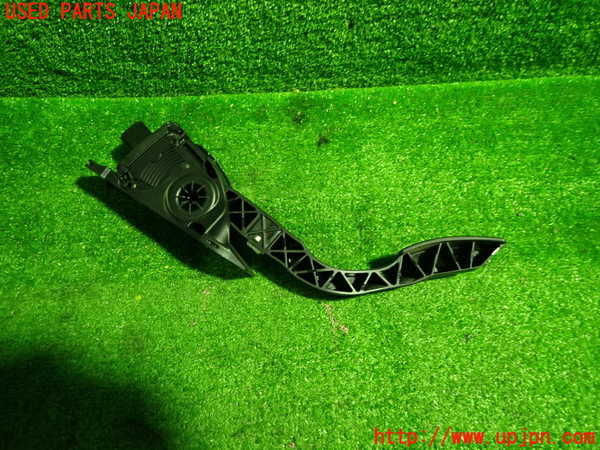 1UPJ-9239116381]ボルボ・V40(MB4164T)センサー1(アクセルペダル) 中古_2