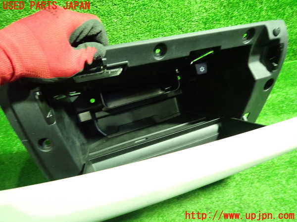 1UPJ-9239117516]ボルボ・V40(MB4164T)グローブボックス1 中古_2