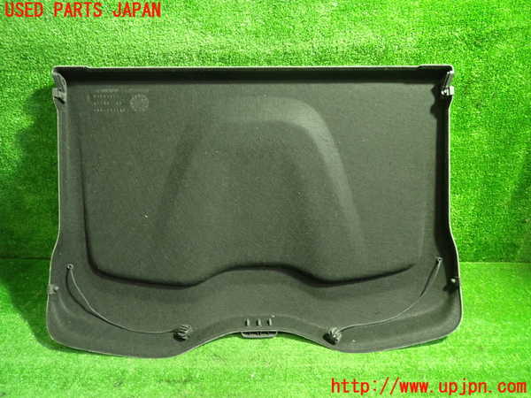 1UPJ-9239117761]ボルボ・V40(MB4164T)トノカバー1 中古_2