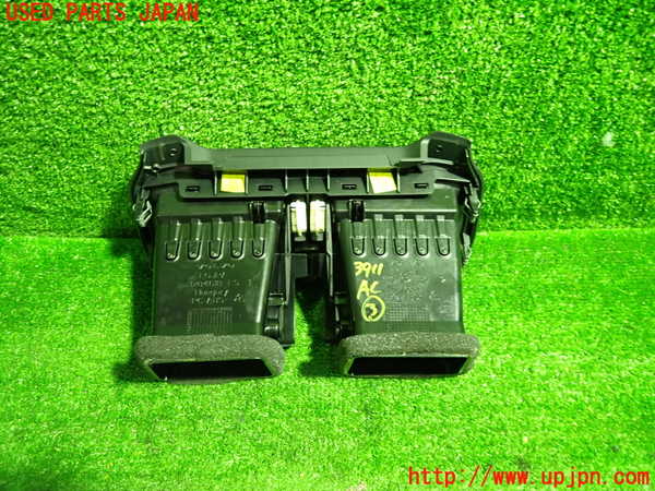 1UPJ-9239117528]ボルボ・V40(MB4164T)エアコン吹き出し口3(真中) 中古_2
