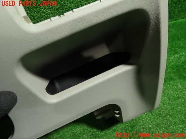 1UPJ-9239117841]ボルボ・V40(MB4164T)小物入れ1 中古_2