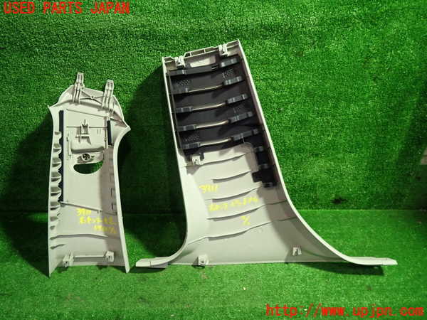 1UPJ-9239117665]ボルボ・V40(MB4164T)右センターピラートリム 中古_4