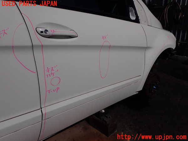 2UPJ-9239121230]ベンツ B180(245232)(W245系)右前ドア 中古(43R-001582 M3240)_2