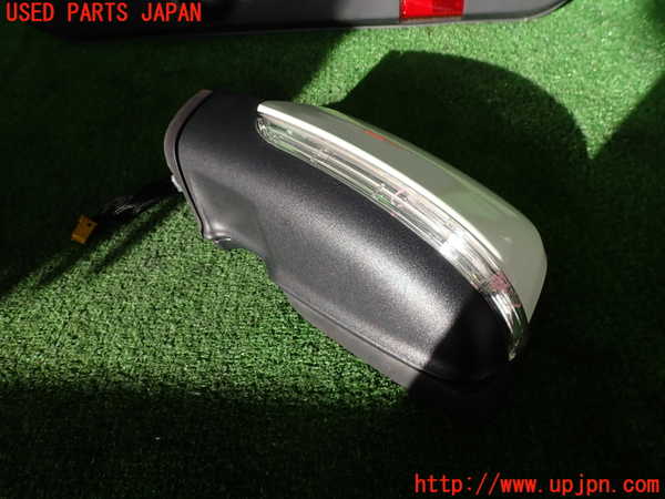 2UPJ-9239121212]ベンツ B180(245232)(W245系)左ドアミラー 中古_2