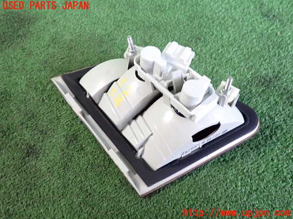 2UPJ-9239121550]ベンツ B180(245232)(W245系)右リアフィニッシャー 中古_2