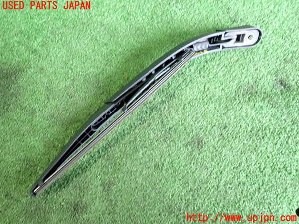 2UPJ-9239121661]ベンツ B180(245232)(W245系)リアワイパーアーム1 中古_2