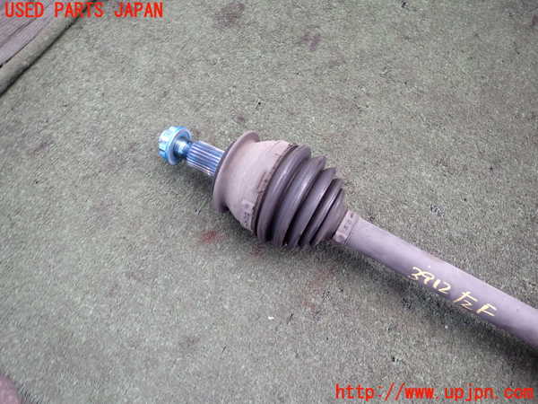 2UPJ-9239124015]ベンツ B180(245232)(W245系)左フロントドライブシャフト 中古_2