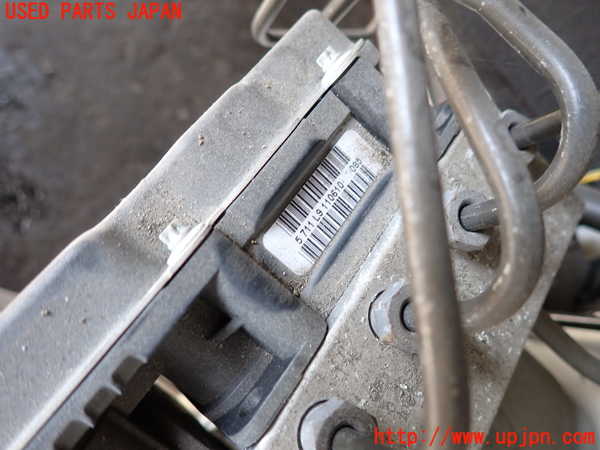 2UPJ-9239124040]ベンツ B180(245232)(W245系)ABSアクチュエーター 中古_3