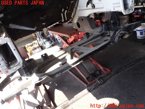 2UPJ-9239125285]ベンツ B180(245232)(W245系)フロントメンバー 中古_2