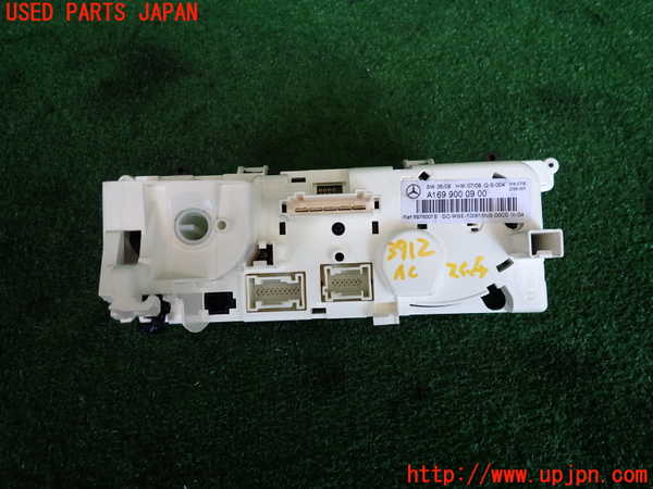 2UPJ-9239126066]ベンツ B180(245232)(W245系)エアコンスイッチ1 中古_2