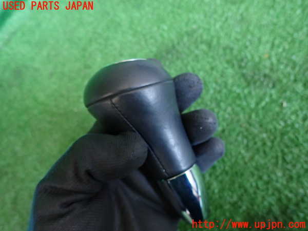 2UPJ-9239127570]ベンツ B180(245232)(W245系)シフトノブ 中古_3