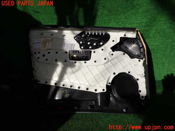 2UPJ-9239121234]ベンツ B180(245232)(W245系)右前ドア内張り 中古_3