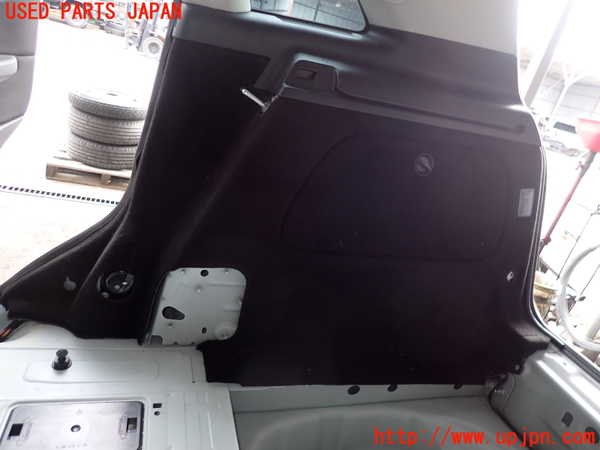 2UPJ-9239127675]ベンツ B180(245232)(W245系)右リアピラートリム 中古_3