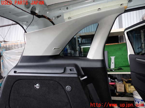 2UPJ-9239127680]ベンツ B180(245232)(W245系)左リアピラートリム 中古_2