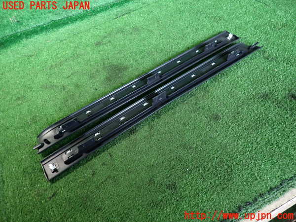 2UPJ-9239127740]ベンツ B180(245232)(W245系)スカッフプレート 中古_3