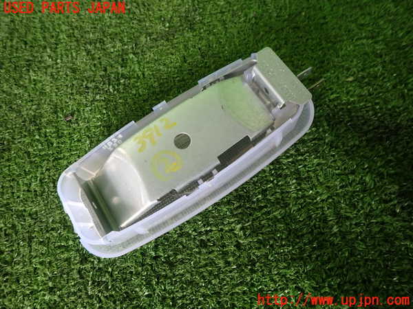 2UPJ-9239126412]ベンツ B180(245232)(W245系)ルームランプ2 (1列目真中) 中古_2