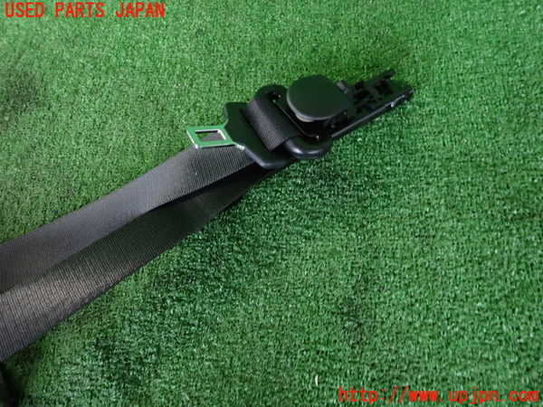 2UPJ-9239127045]ベンツ B180(245232)(W245系)運転席シートベルト 中古_2