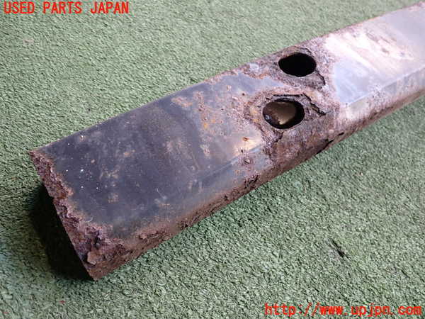 2UPJ-9239131614]クラウン エステート(JZS173W)リアバンパーホースメント (ジャンク品) 中古_2