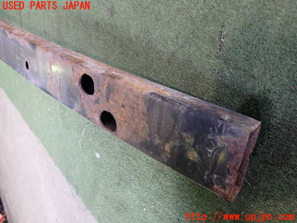 2UPJ-9239131614]クラウン エステート(JZS173W)リアバンパーホースメント (ジャンク品) 中古_3