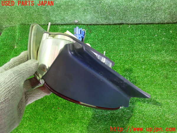 2UPJ-9239131536]クラウン エステート(JZS173W)左テールランプ 中古_2