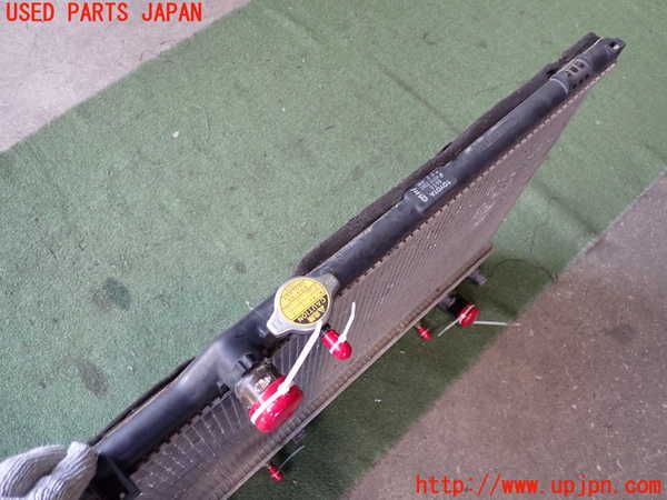 2UPJ-9239132321]クラウン エステート(JZS173W)ラジエーター1 中古_2