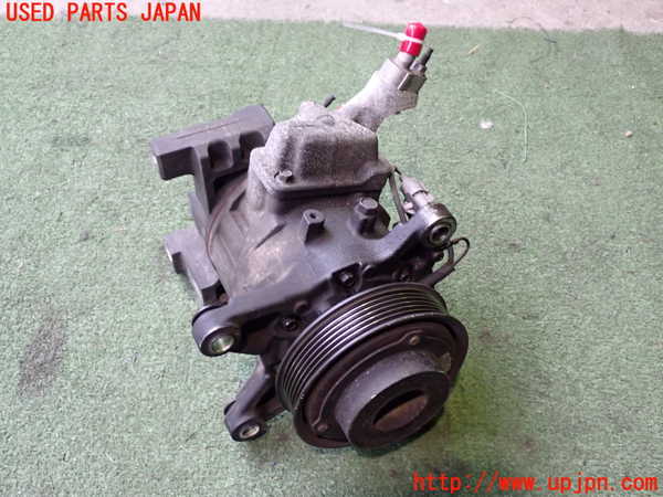 2UPJ-9239136025]クラウン エステート(JZS173W)エアコンコンプレッサー 中古_2
