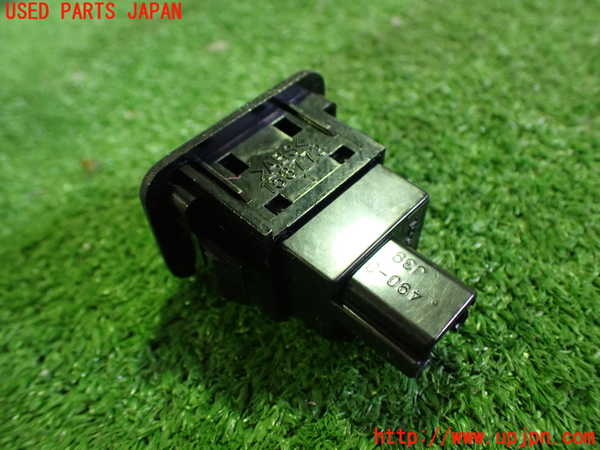 2UPJ-9239136306]クラウン エステート(JZS173W)スイッチ1 (給油口) 中古_3