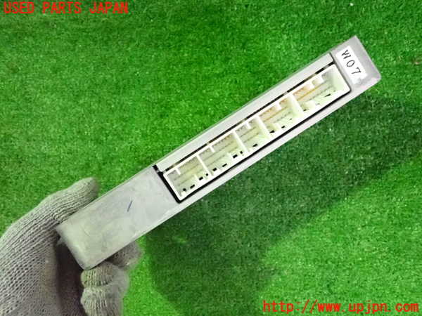 2UPJ-9239136110]クラウン エステート(JZS173W)エンジンコンピューター 中古_2