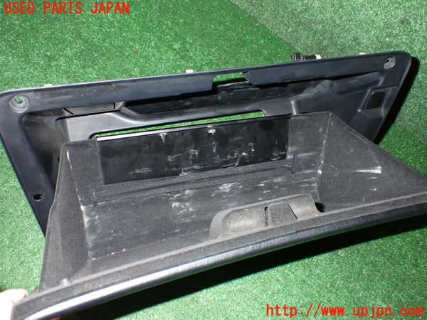 2UPJ-9239137516]クラウン エステート(JZS173W)グローブボックス1 中古_3