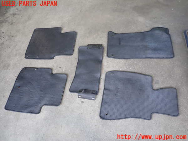 2UPJ-9239137800]クラウン エステート(JZS173W)フロアマット 中古_4