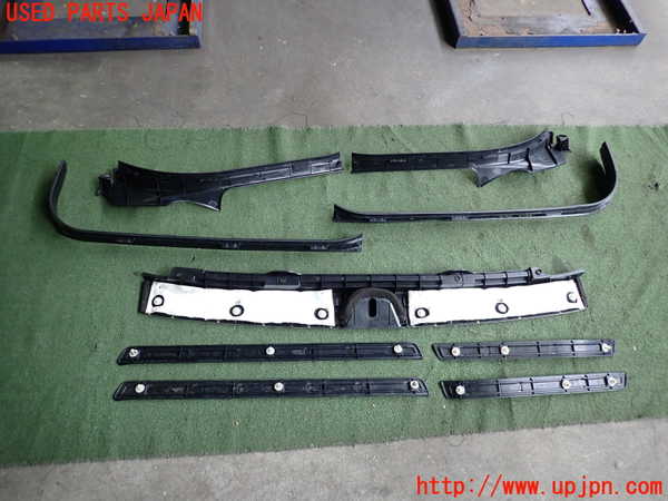 2UPJ-9239137740]クラウン エステート(JZS173W)スカッフプレート 中古_4