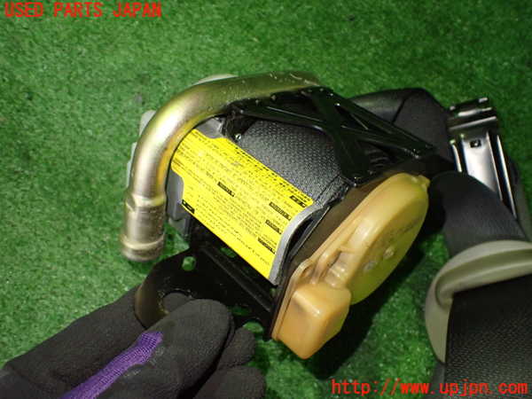 2UPJ-9239137045]クラウン エステート(JZS173W)運転席シートベルト 中古_2