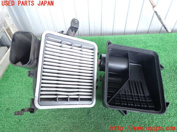2UPJ-9239142560]セルシオ(UCF31)エアクリーナーボックス 中古_4
