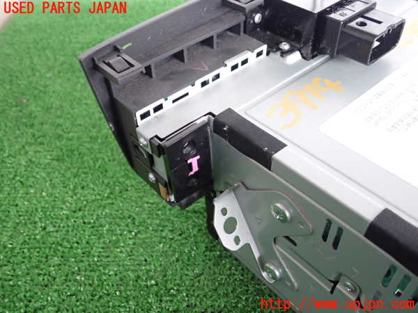 2UPJ-9239146500]セルシオ(UCF31)CD&MDプレイヤー 中古_4