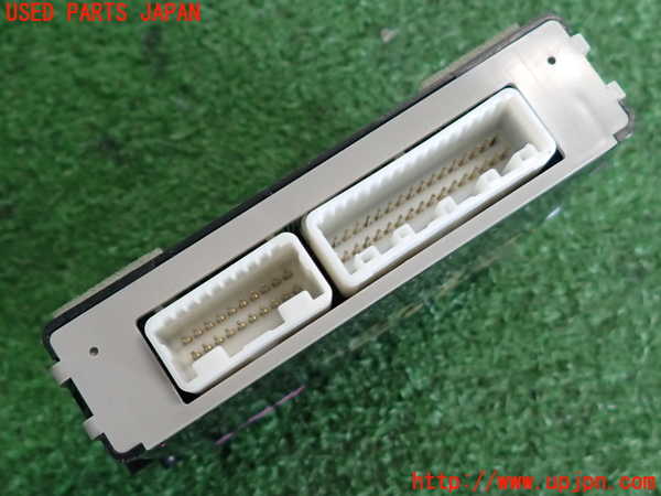 2UPJ-9239146148]セルシオ(UCF31)コンピューター3 中古_4